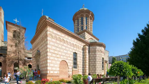 Curtea Veche la ore liniștite